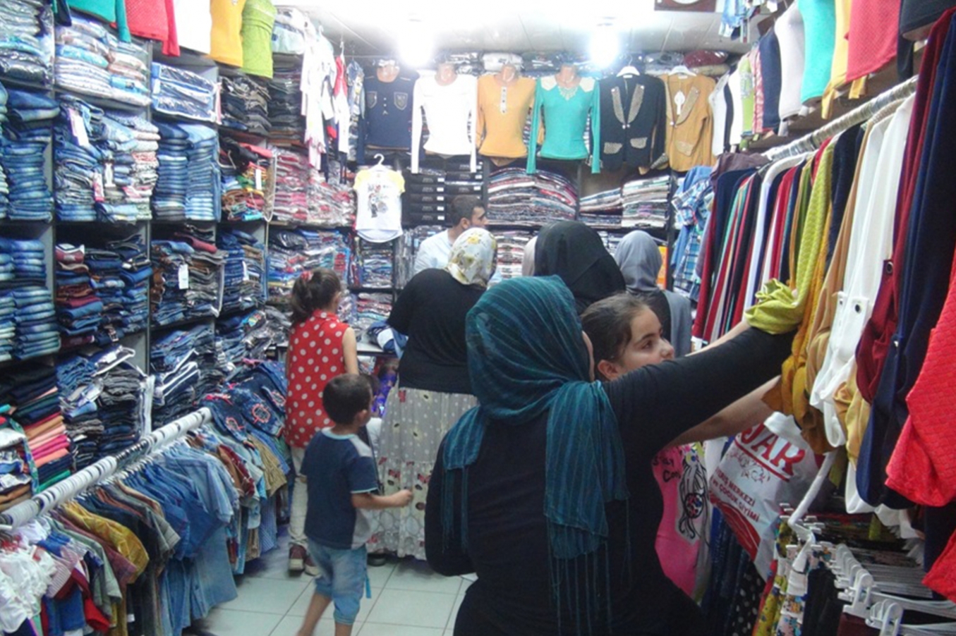 Kızıltepe’de esnaf satıştan halk ise fiyatlardan memnun